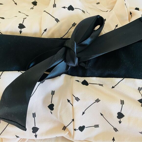 Wildfox Single AF Long Sleeve Pants Pajama Set Sz M NWT - Picture 4 of 10